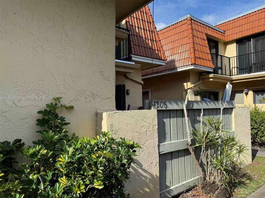 The building is brand new roof and construction. 5 Bedrooms and 3 fully bathrooms. The location is quiet and peaceful. Only 0.5 miles to 869 Highway. The owner just remodeled the property few years ago, Title floor and new kitchen.