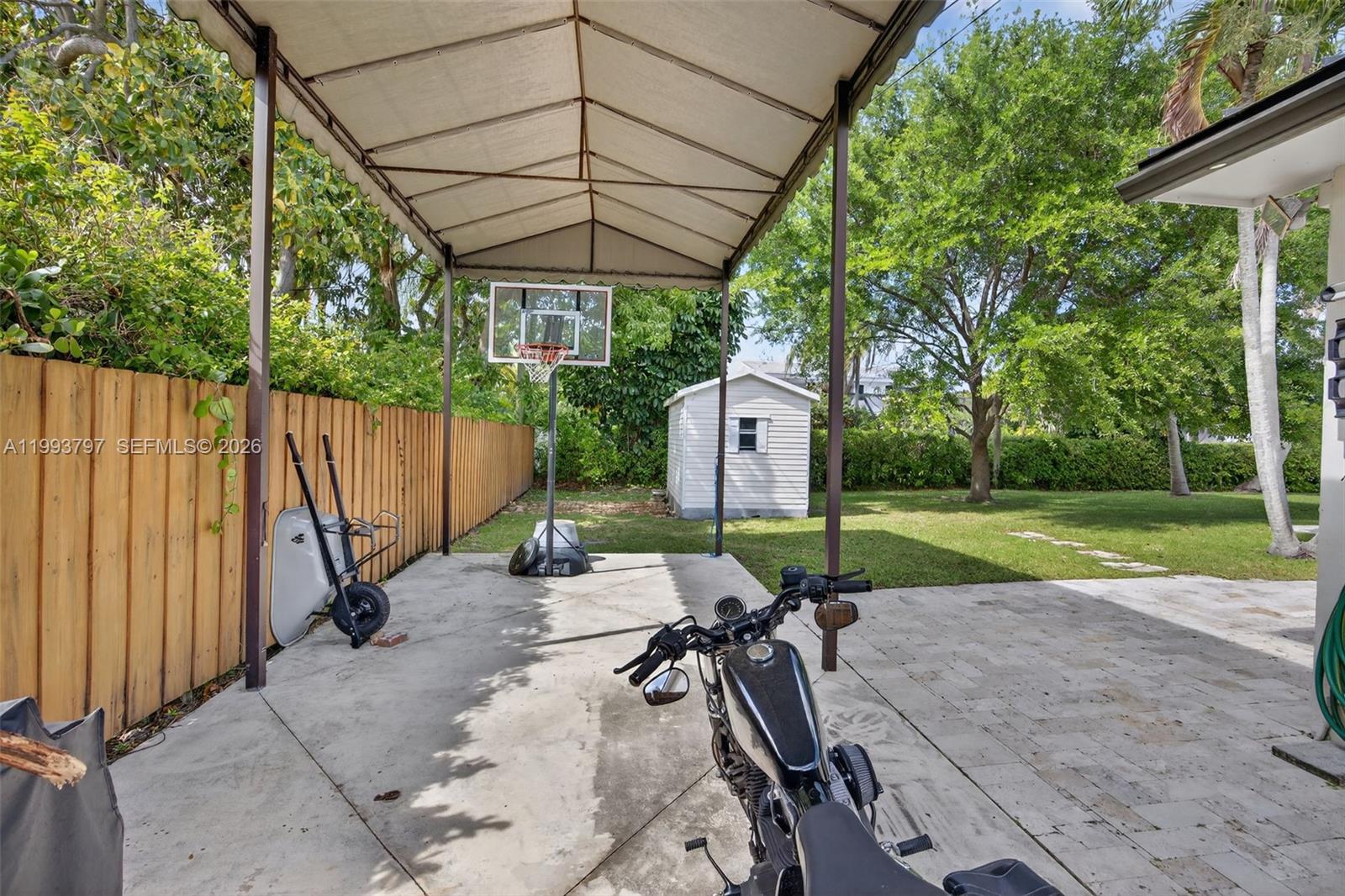 EUREKA DRIVE ESTATES - Residential