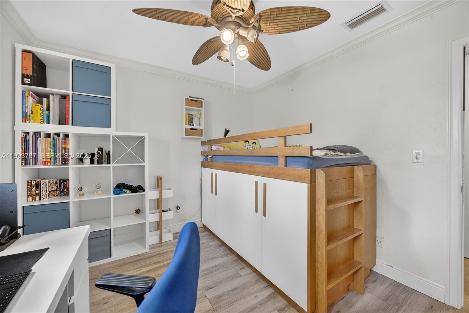 EUREKA DRIVE ESTATES - Residential