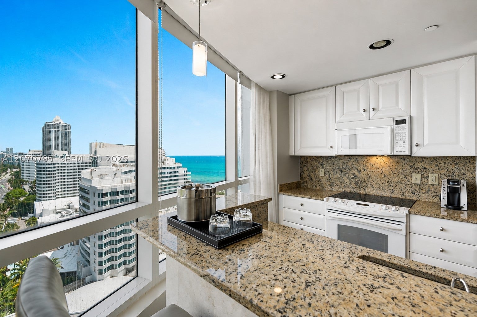 4401 Collins Ave 1915/1917
