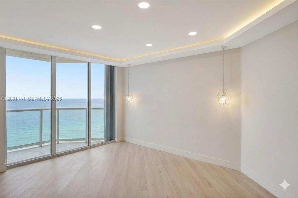 OCEANIA III CONDO - Residential Lease