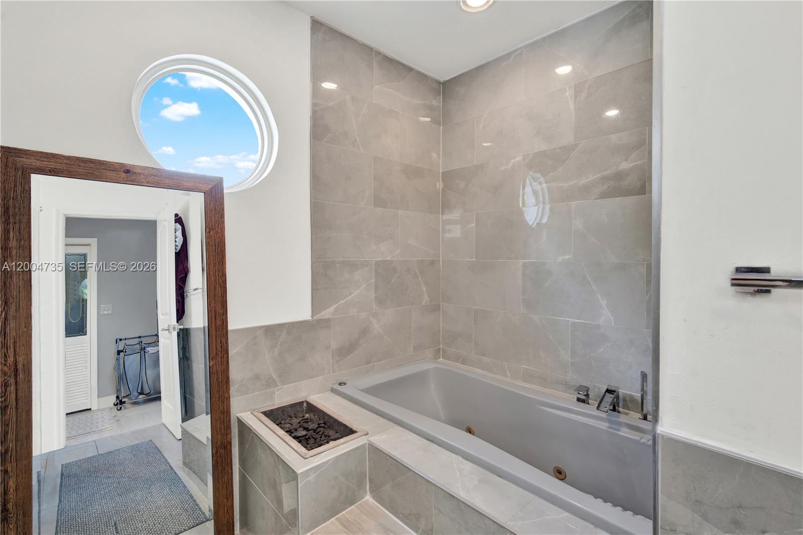 BE-CAR SOUTH - Residential