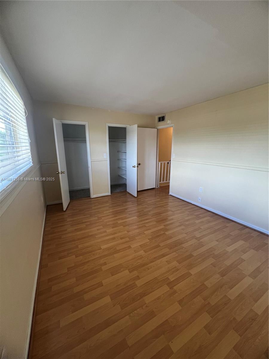 KENDALE LK TOWNHOUSE COND - Residential Lease