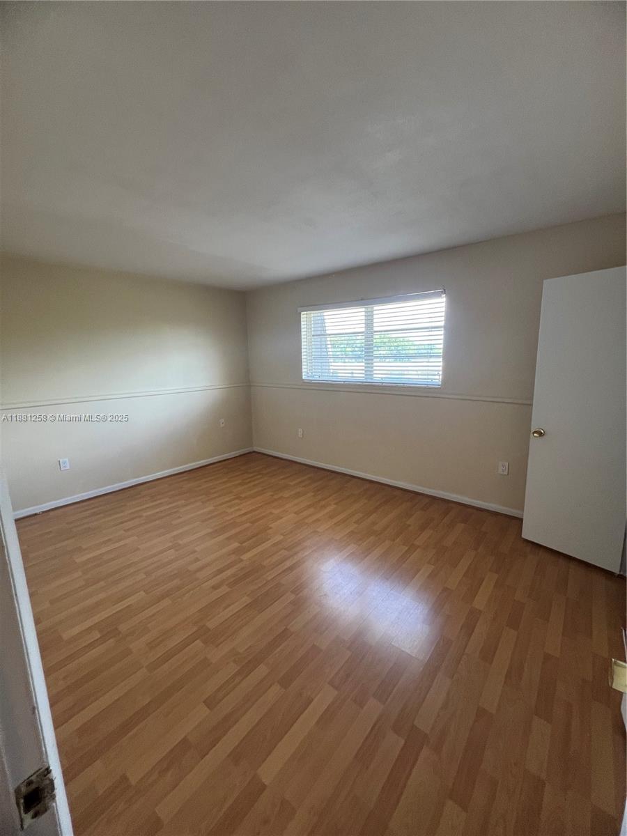 KENDALE LK TOWNHOUSE COND - Residential Lease