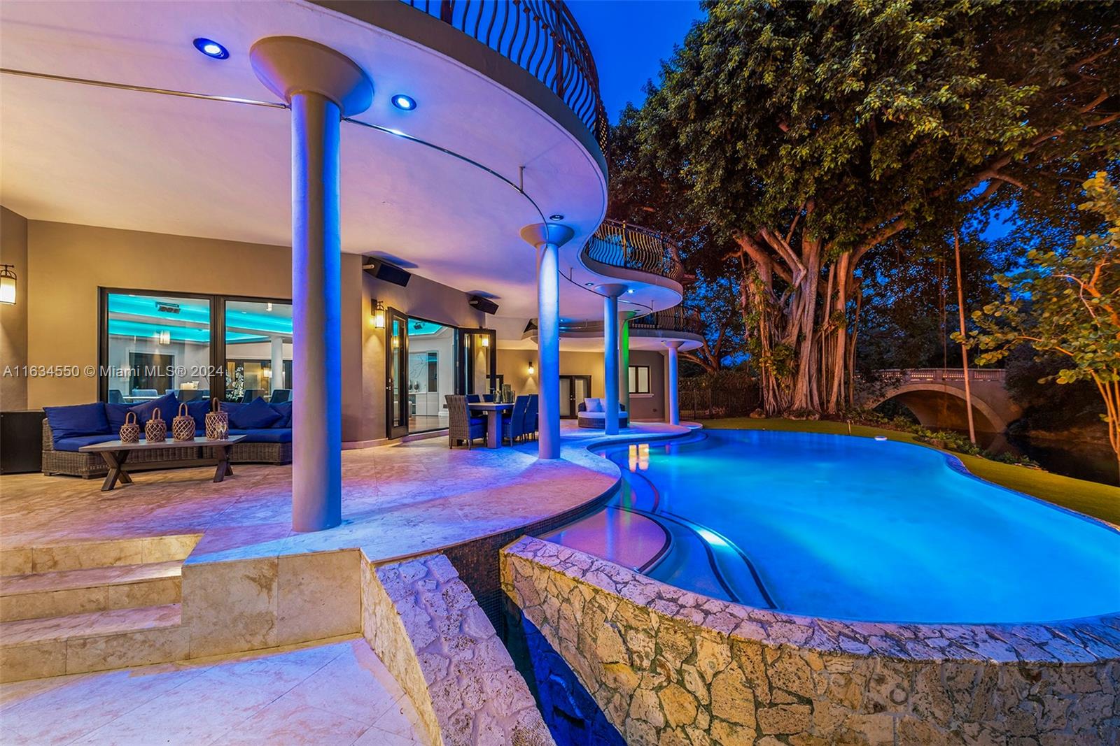 C GABLES RIVIERA SEC 12 - Residential