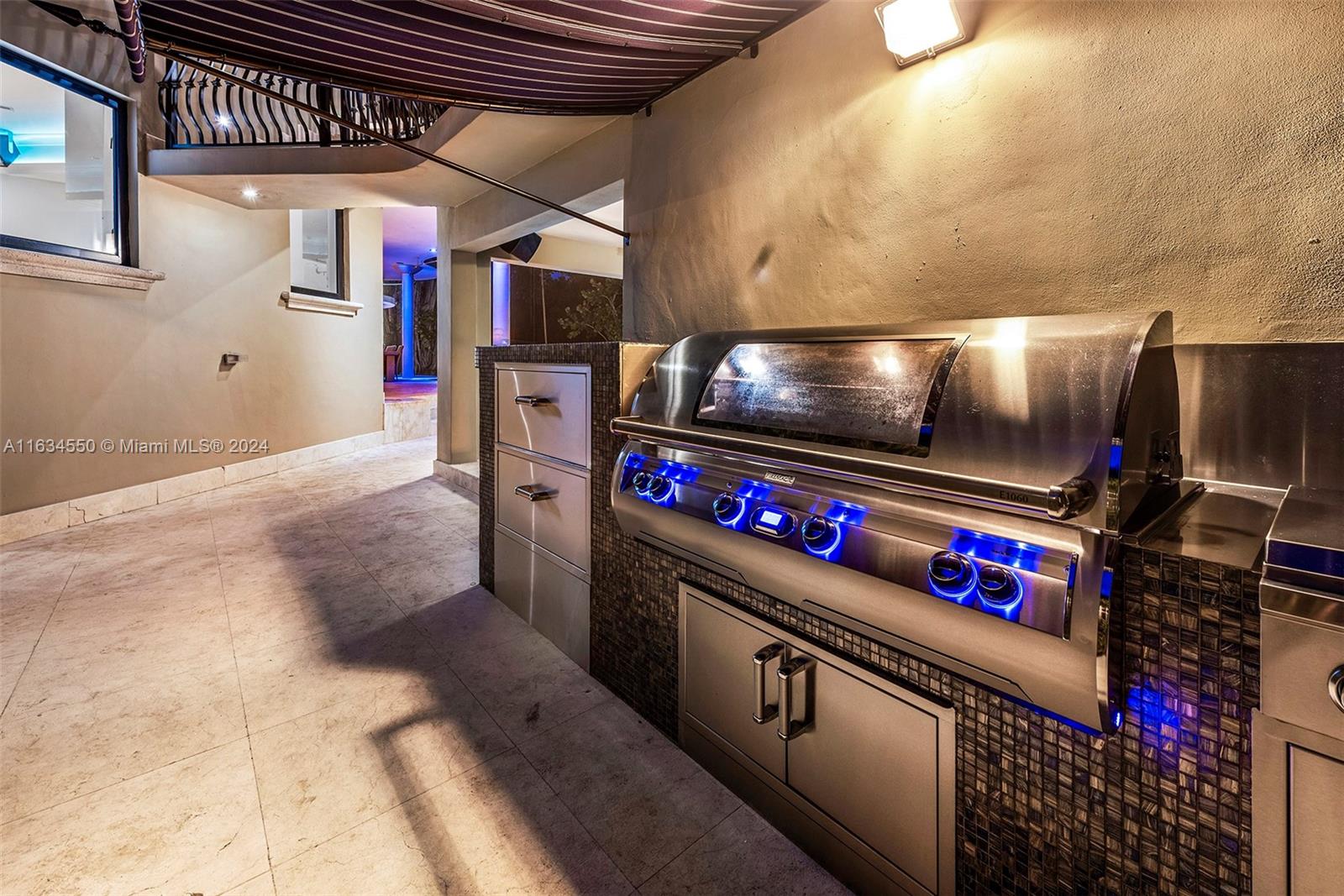 C GABLES RIVIERA SEC 12 - Residential
