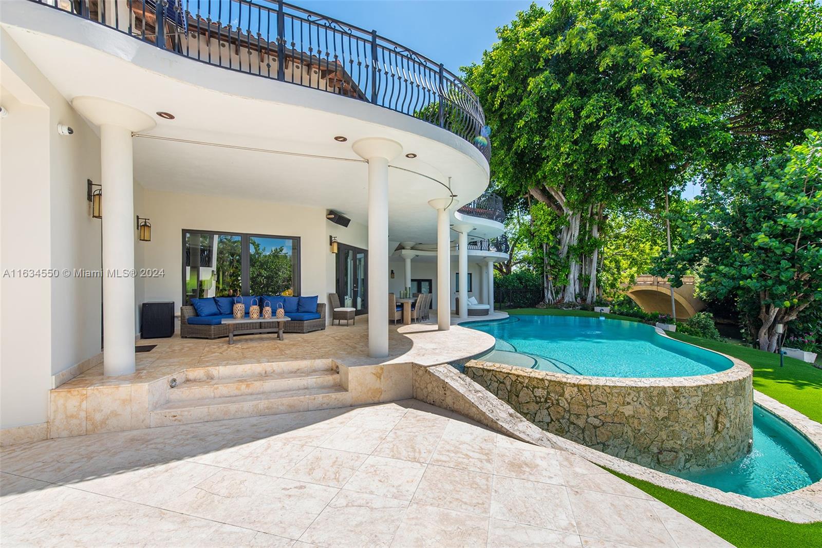 C GABLES RIVIERA SEC 12 - Residential