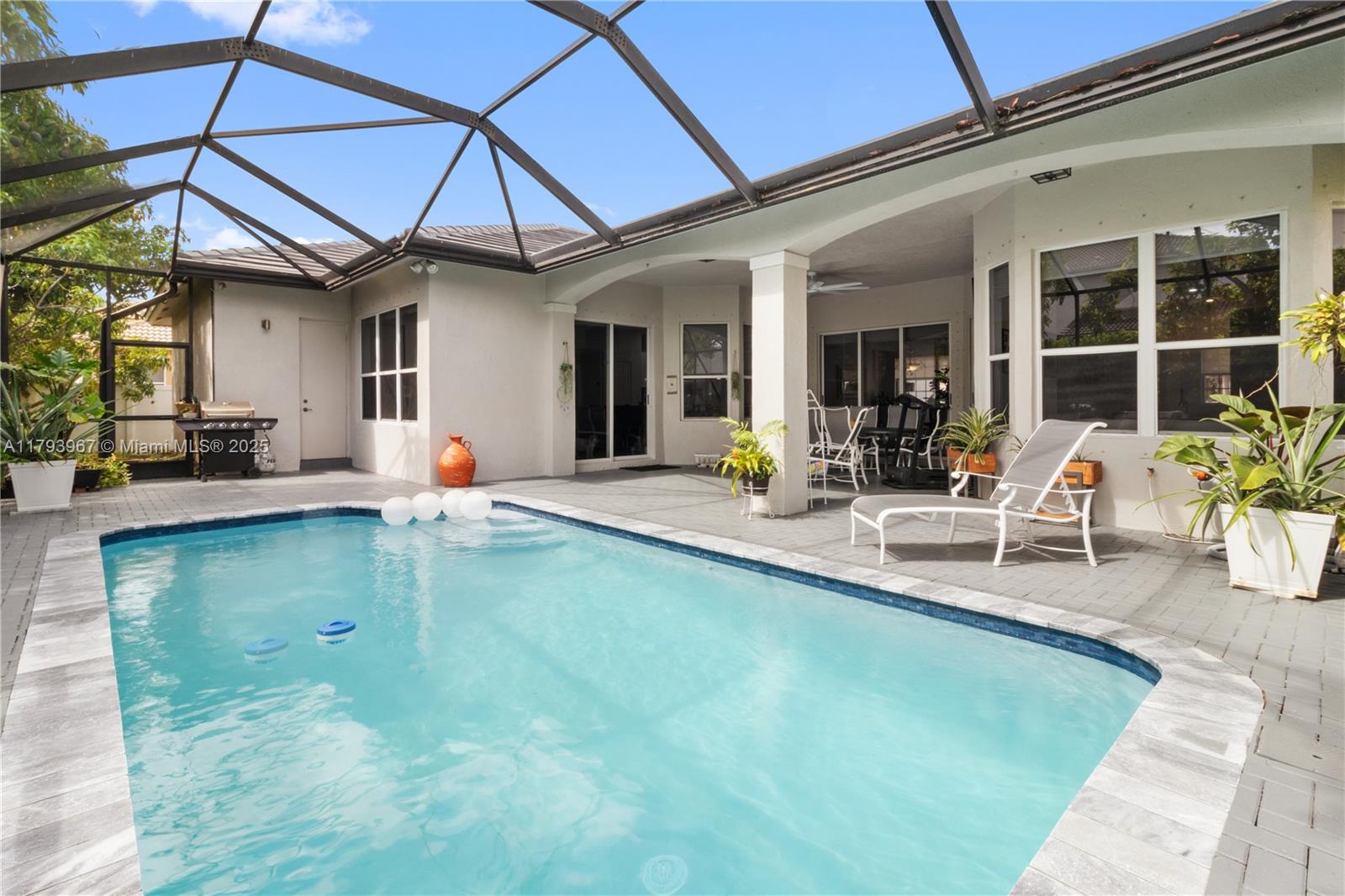 PASADENA AT PEMBROKE SHOR - Residential
