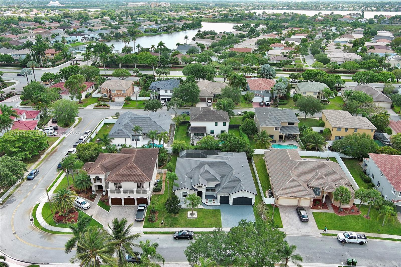 PASADENA AT PEMBROKE SHOR - Residential