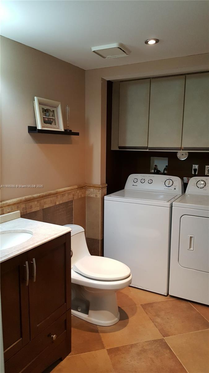 WOODVILLE - Residential Lease