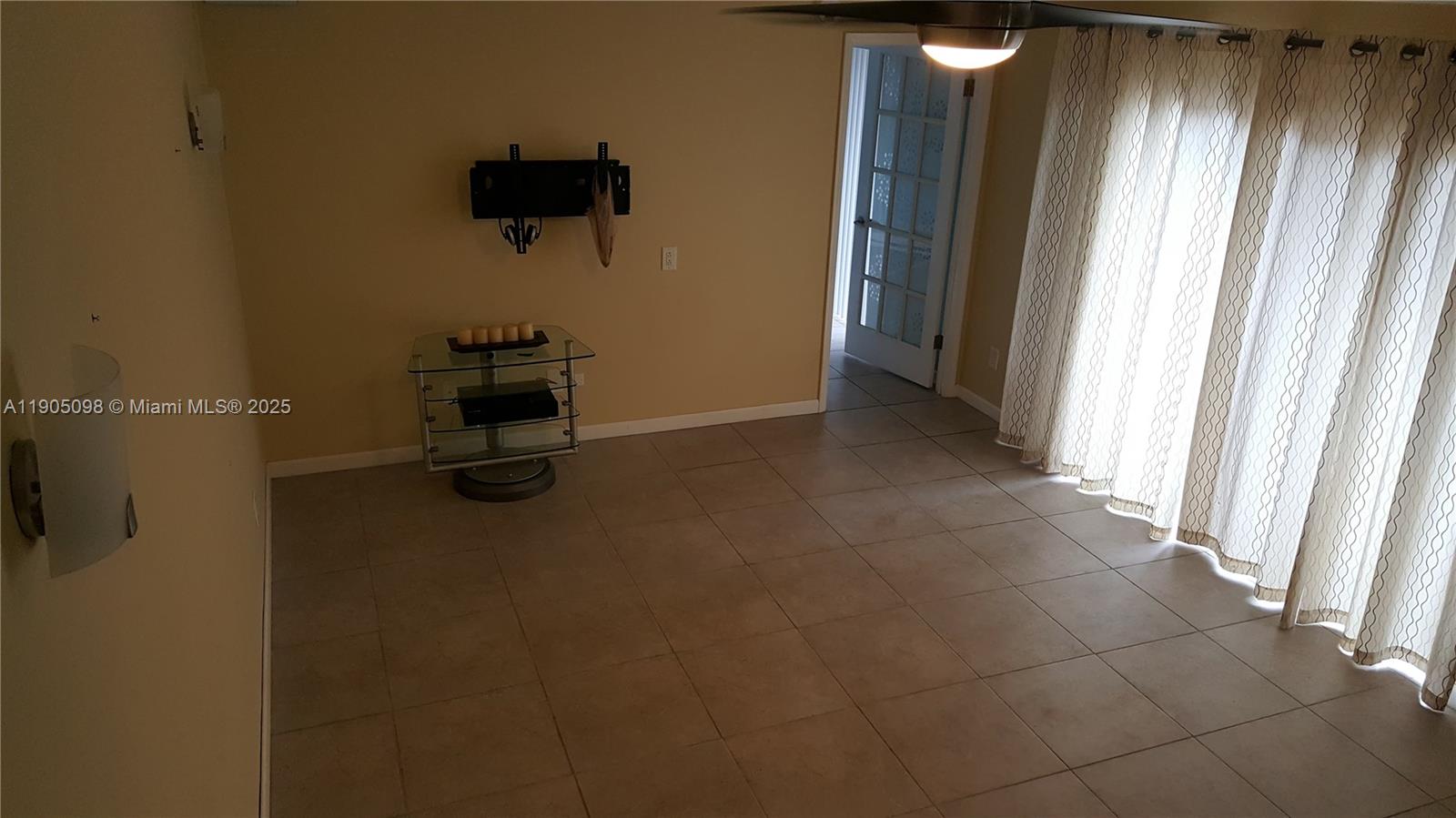 WOODVILLE - Residential Lease