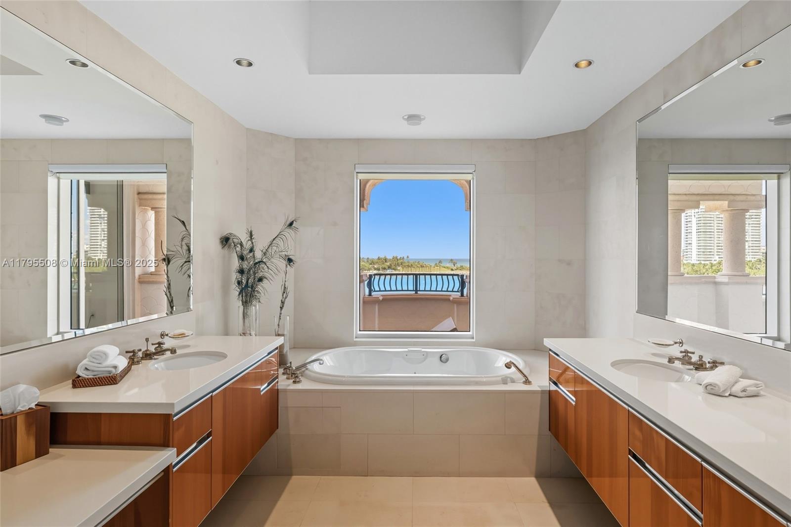 PALAZZO DEL MARE - Residential Lease