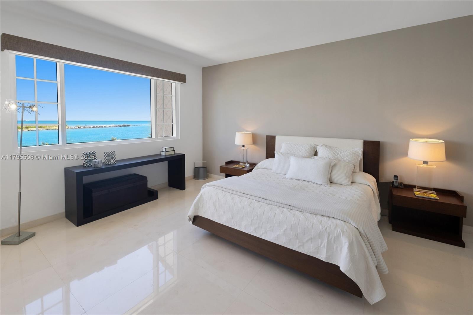 PALAZZO DEL MARE - Residential Lease