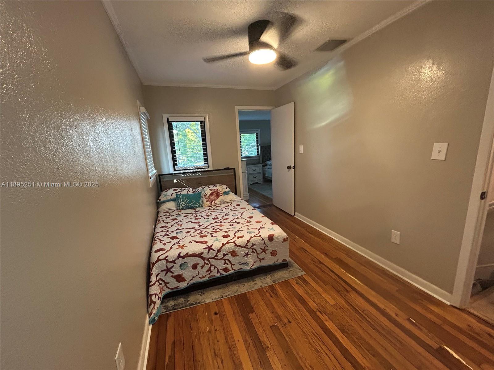 HOLLYWOOD - Residential Lease