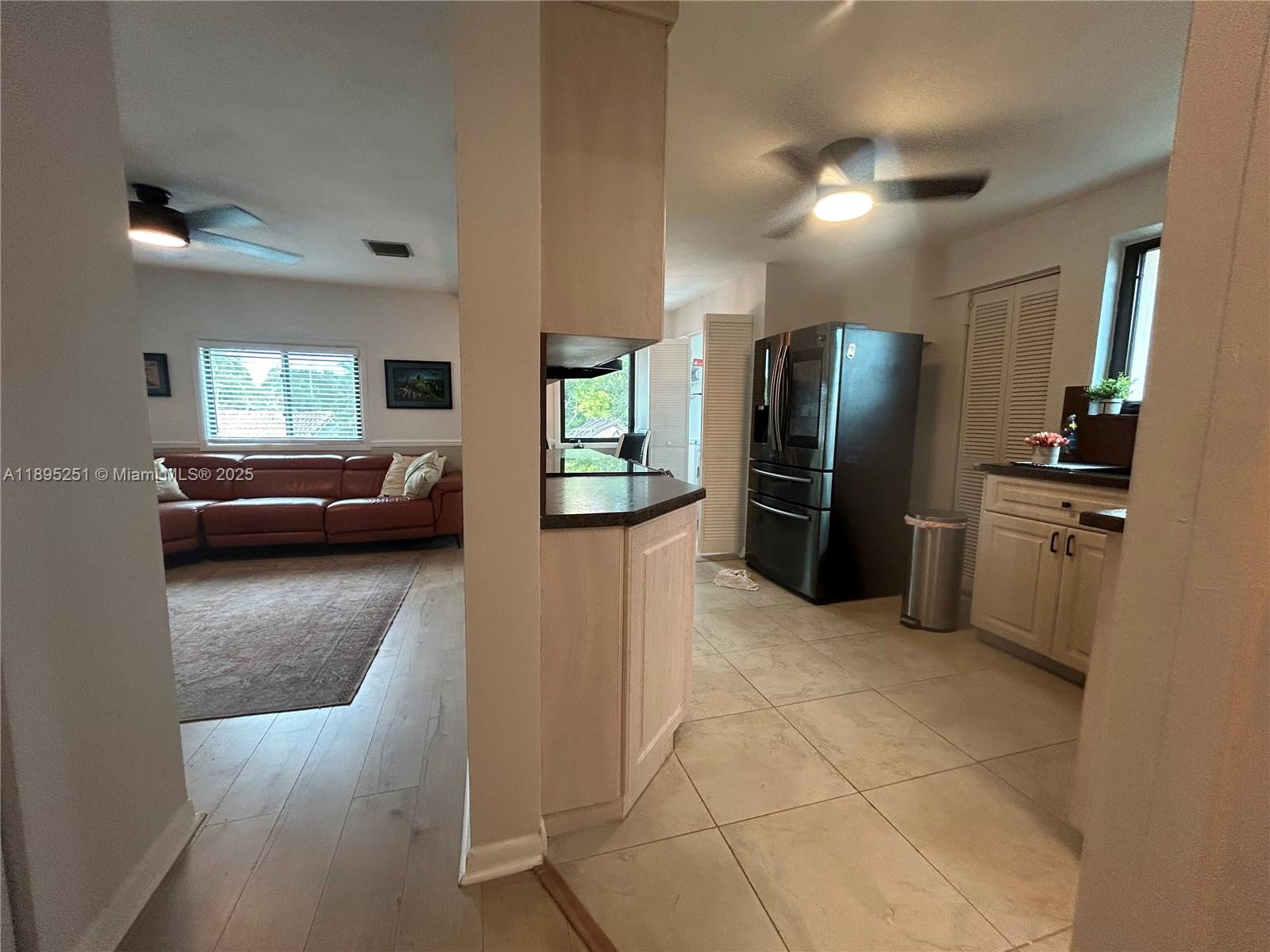 HOLLYWOOD - Residential Lease