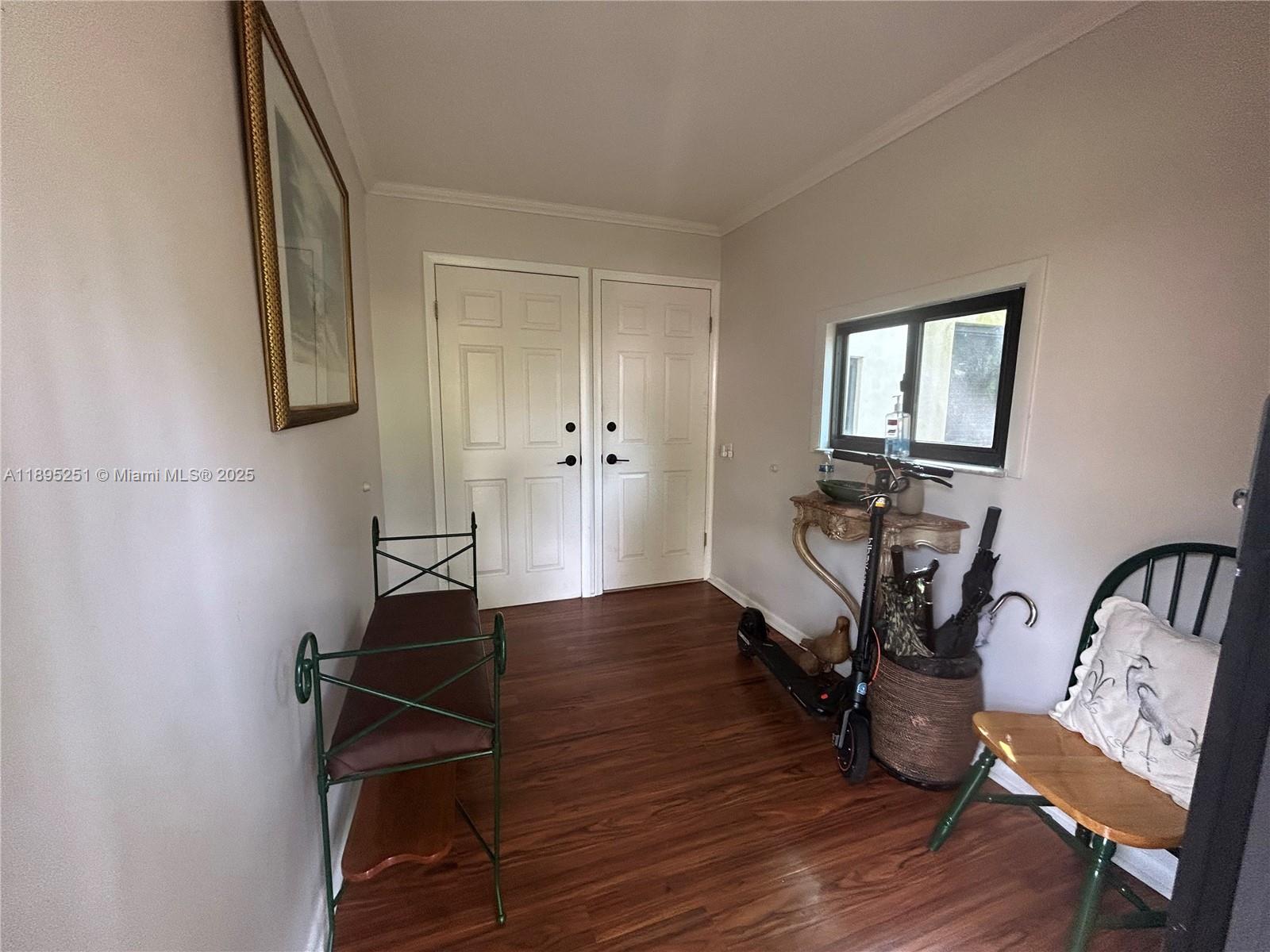 HOLLYWOOD - Residential Lease