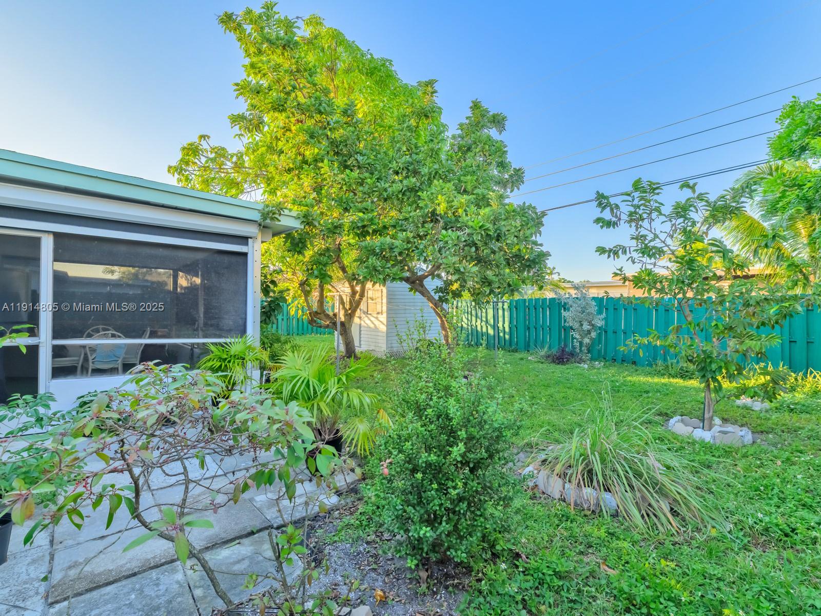 SUNRISE GOLF VILLAGE SECO - Residential