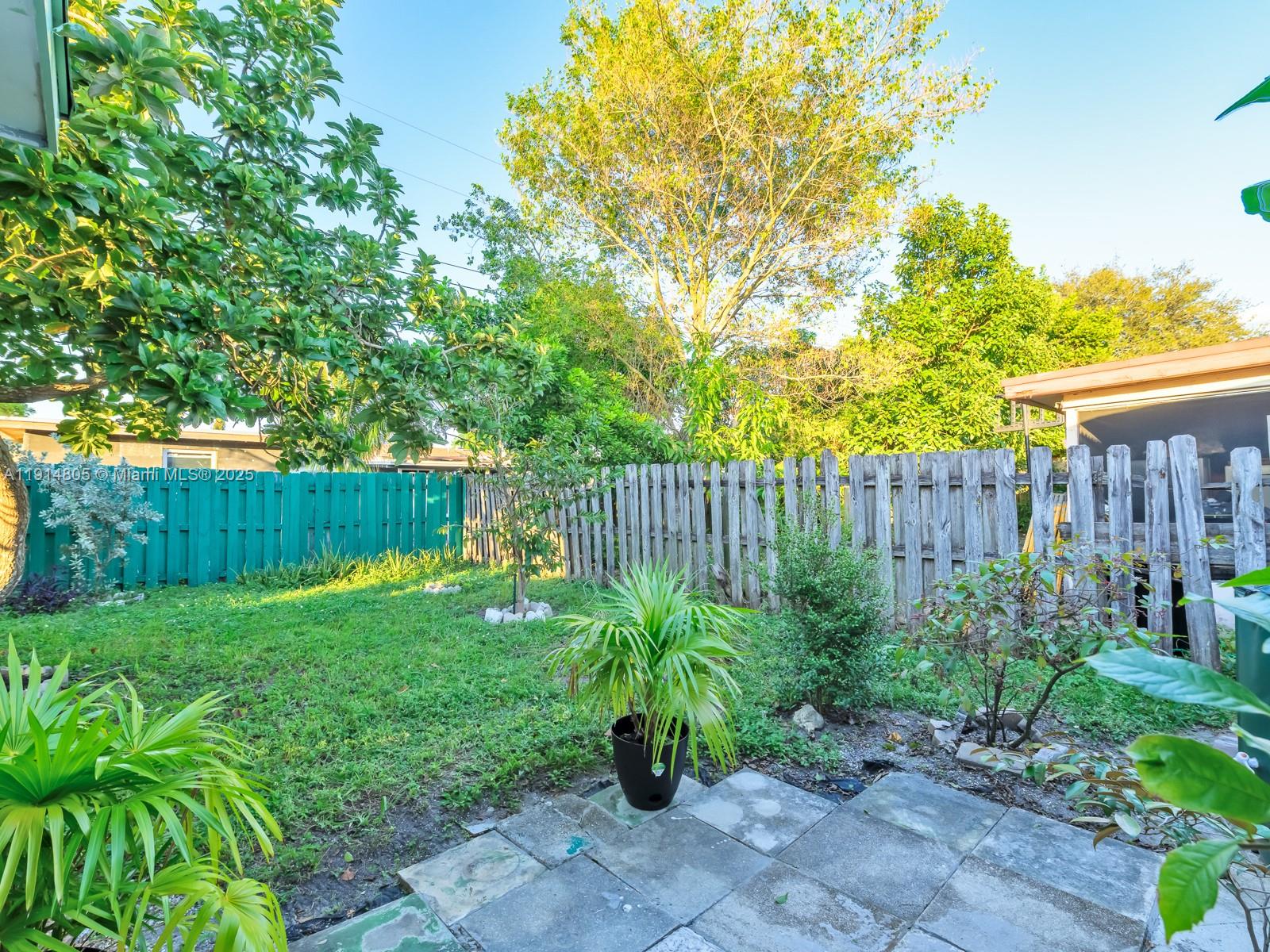 SUNRISE GOLF VILLAGE SECO - Residential