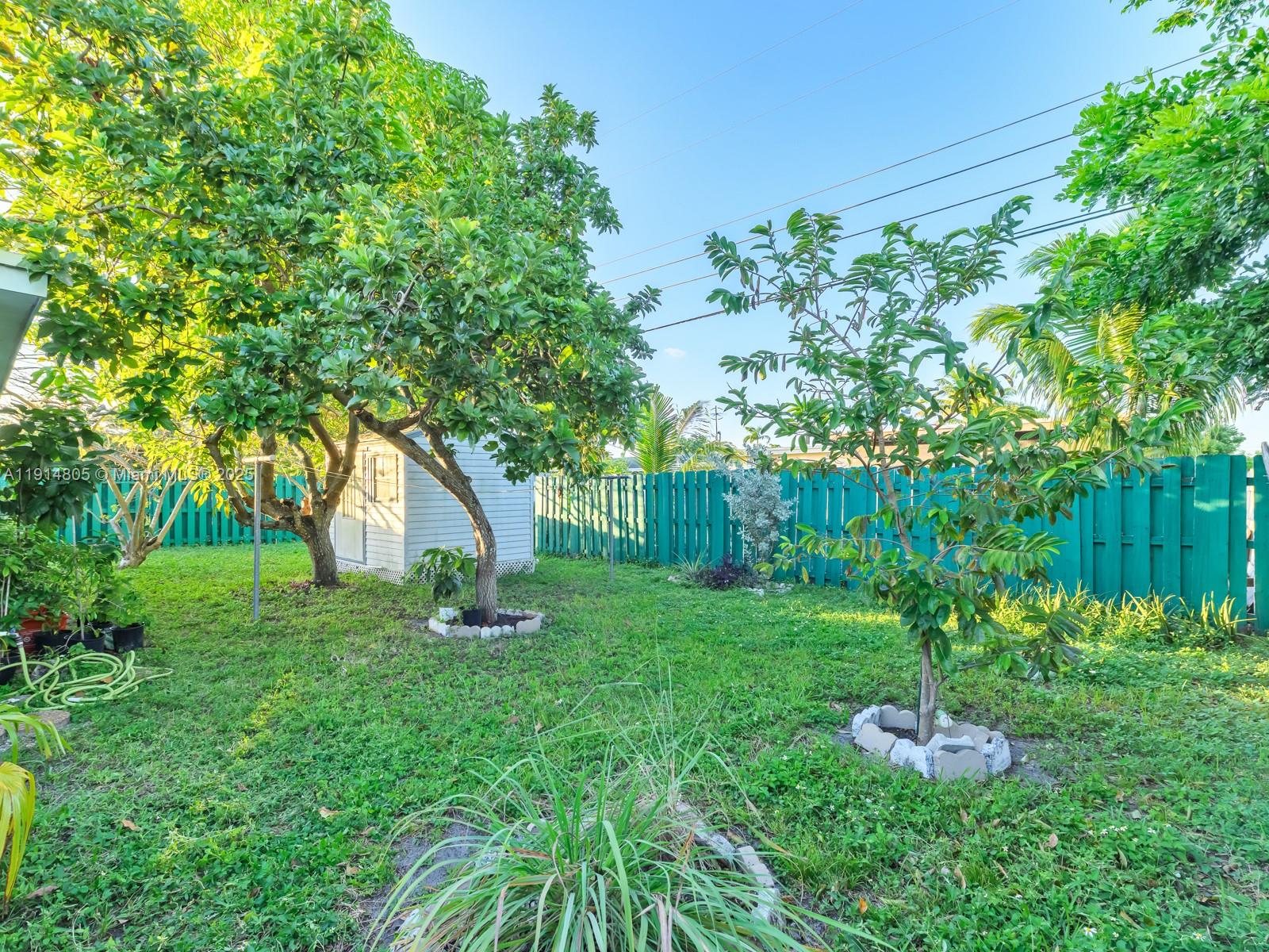 SUNRISE GOLF VILLAGE SECO - Residential