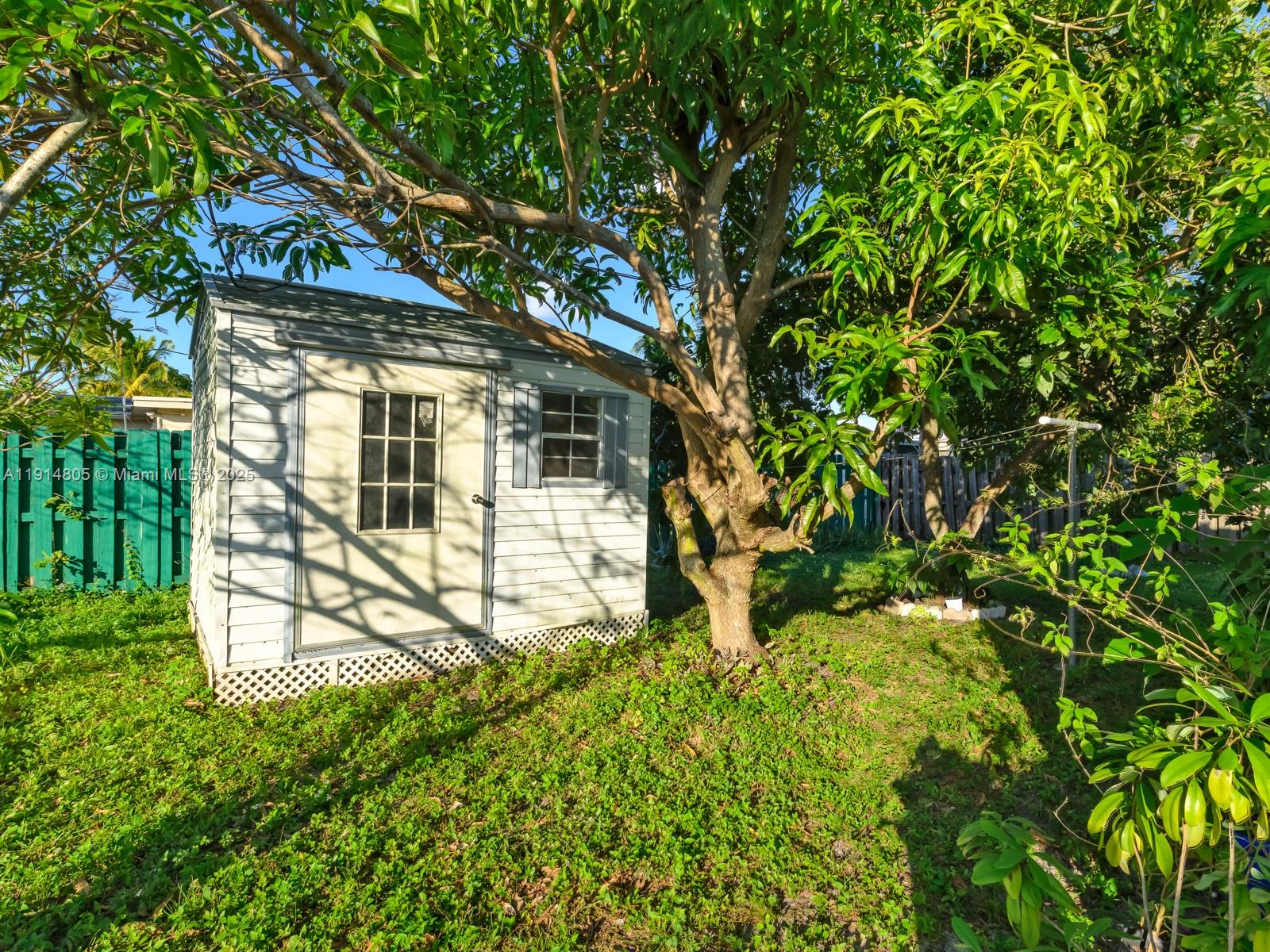 SUNRISE GOLF VILLAGE SECO - Residential