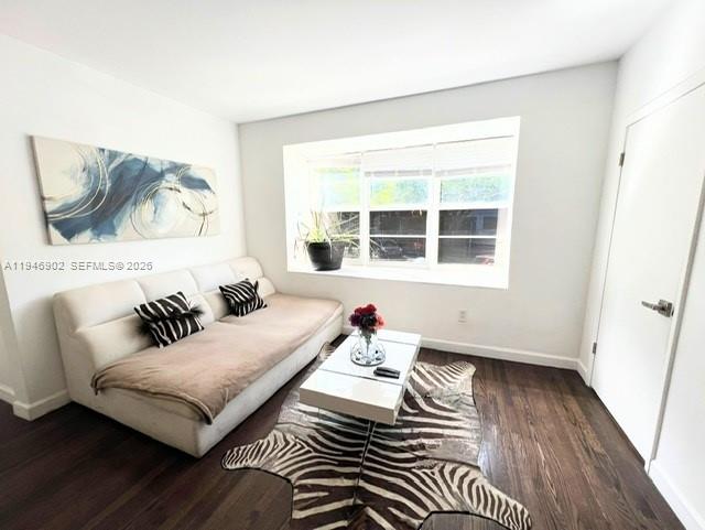 BAY DRIVE CONDO - Residential