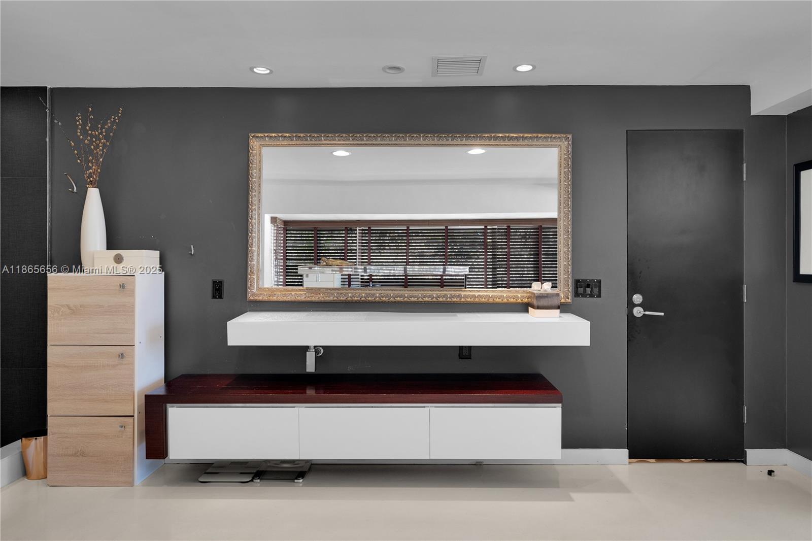 BISCAYNE ISL - Residential