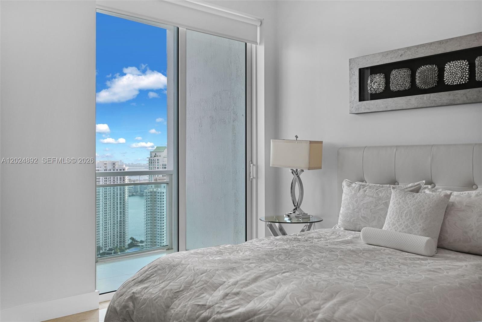 THE PLAZA 851 BRICKELL CO - Residential