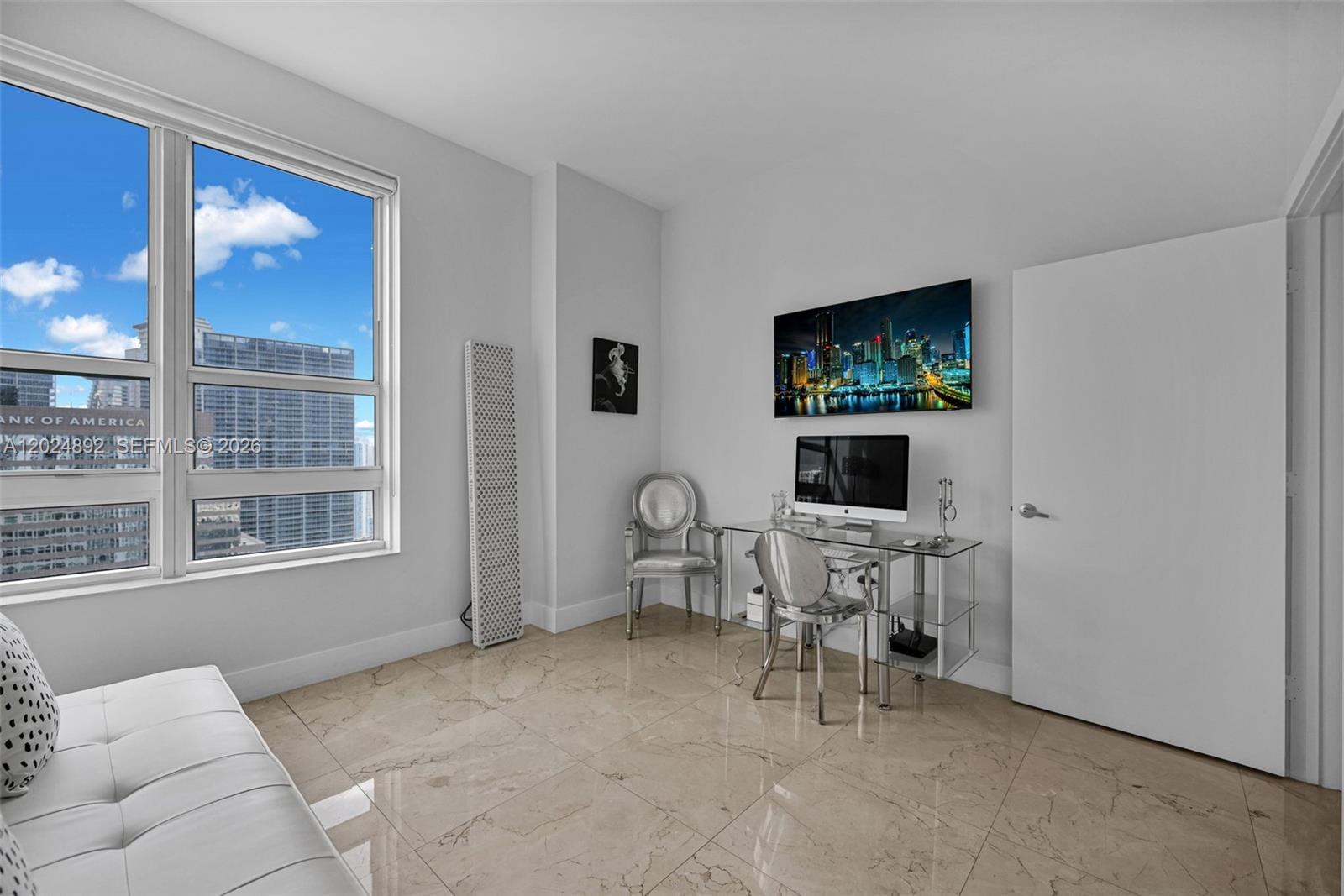 THE PLAZA 851 BRICKELL CO - Residential