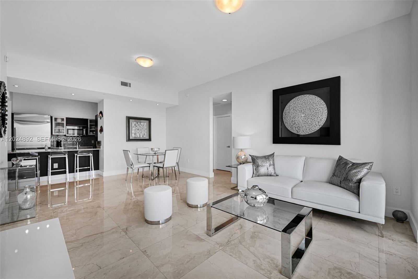 THE PLAZA 851 BRICKELL CO - Residential