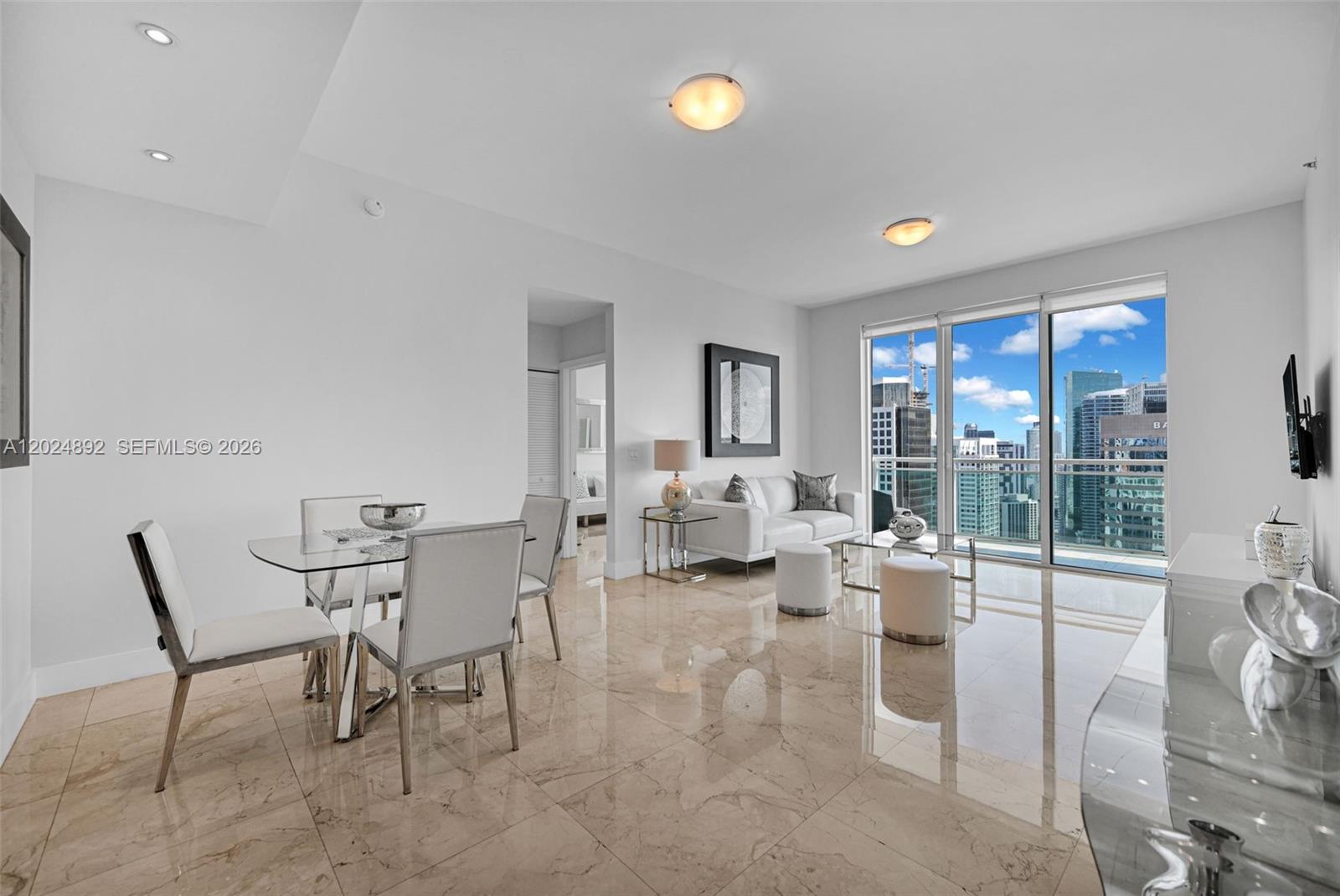 THE PLAZA 851 BRICKELL CO - Residential