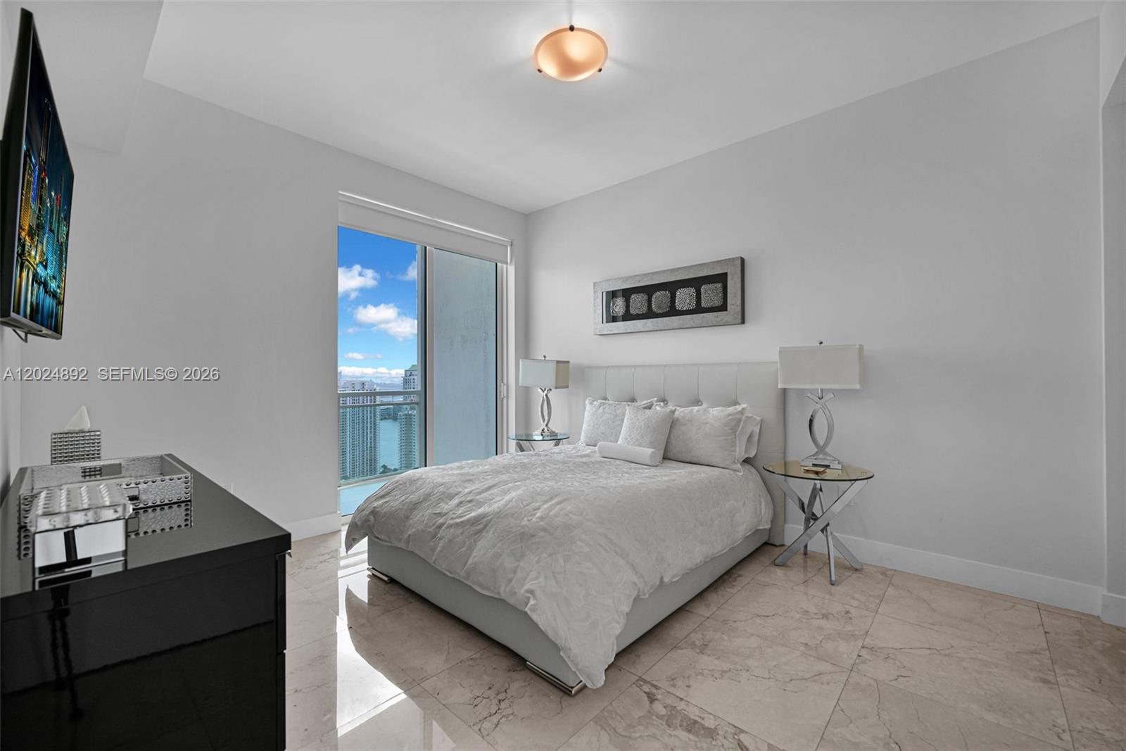 THE PLAZA 851 BRICKELL CO - Residential