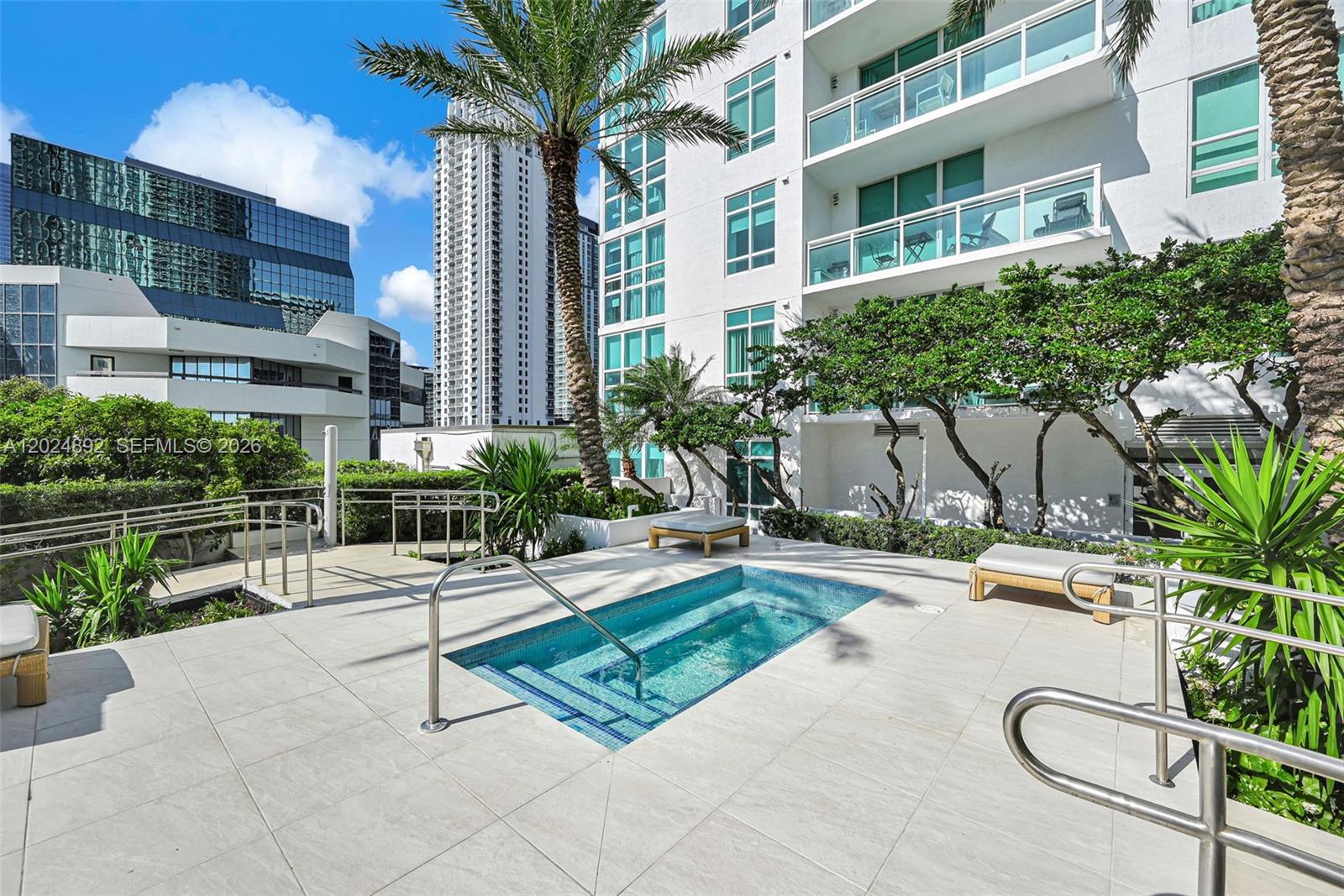 THE PLAZA 851 BRICKELL CO - Residential