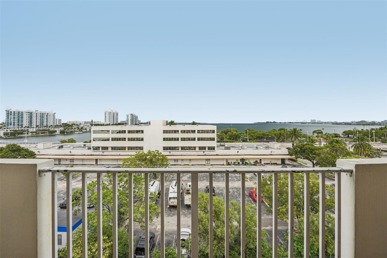 ISLAND PLACE AT NORTH BAY - Residential