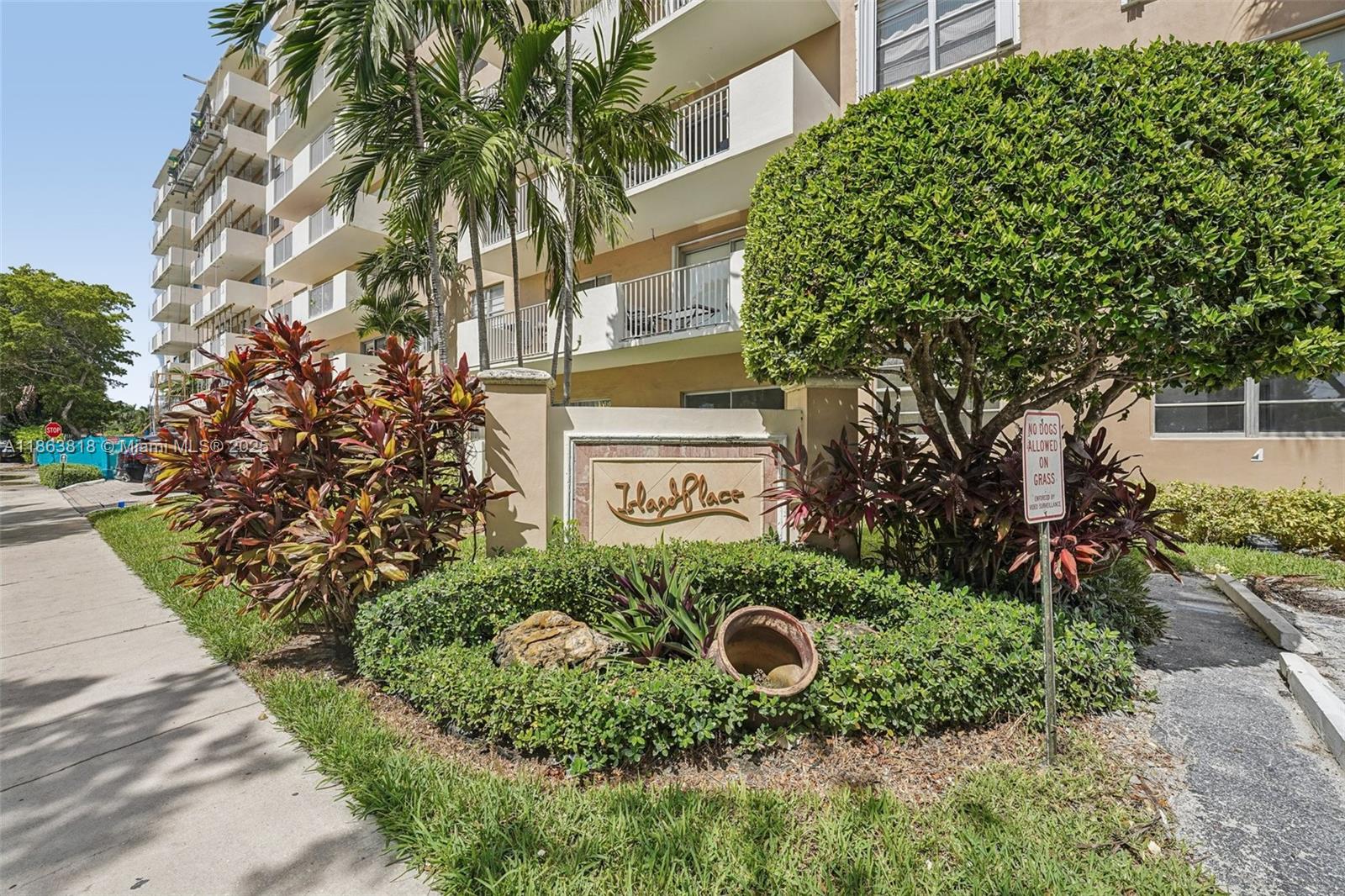 ISLAND PLACE AT NORTH BAY - Residential