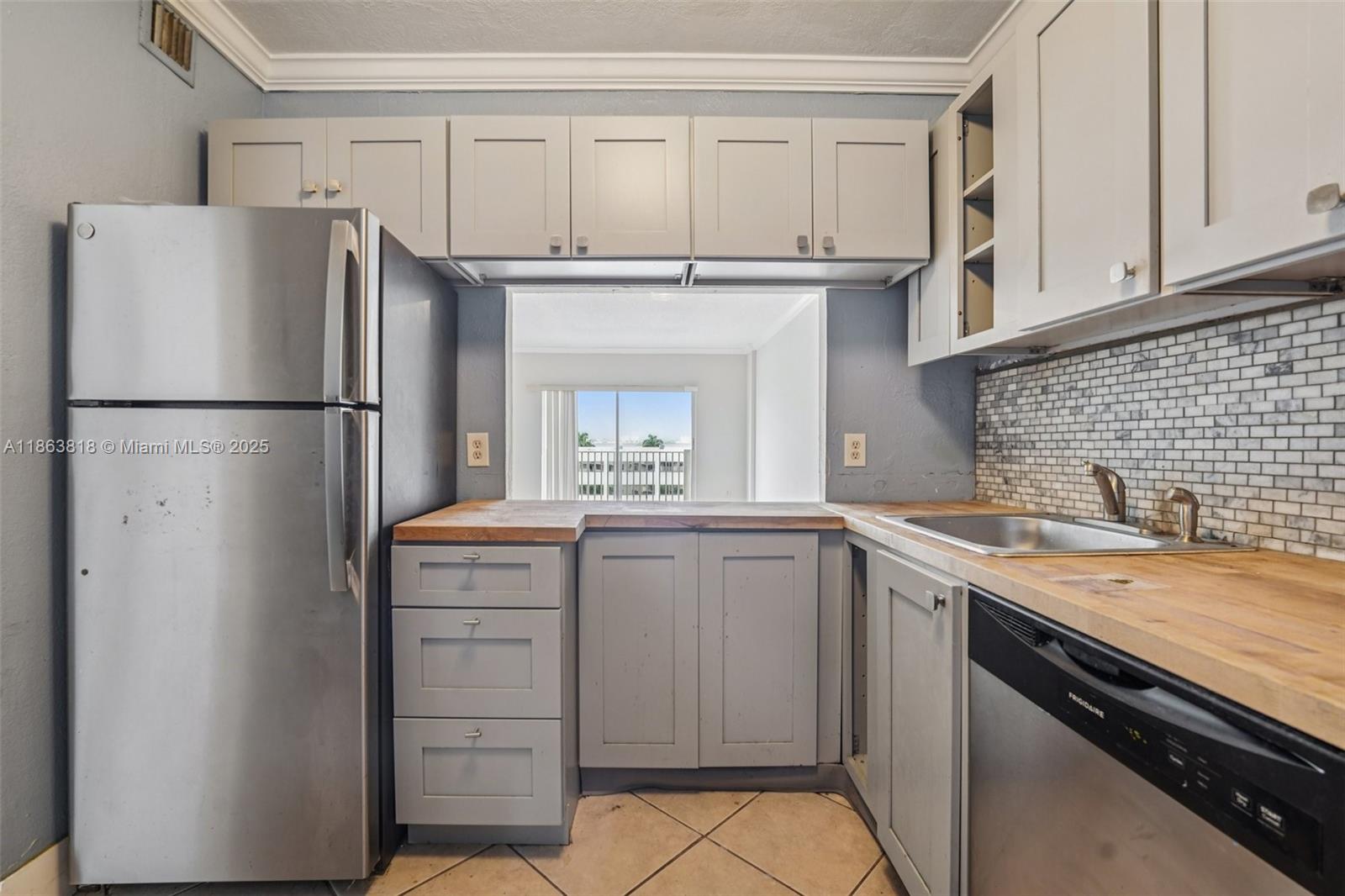 ISLAND PLACE AT NORTH BAY - Residential