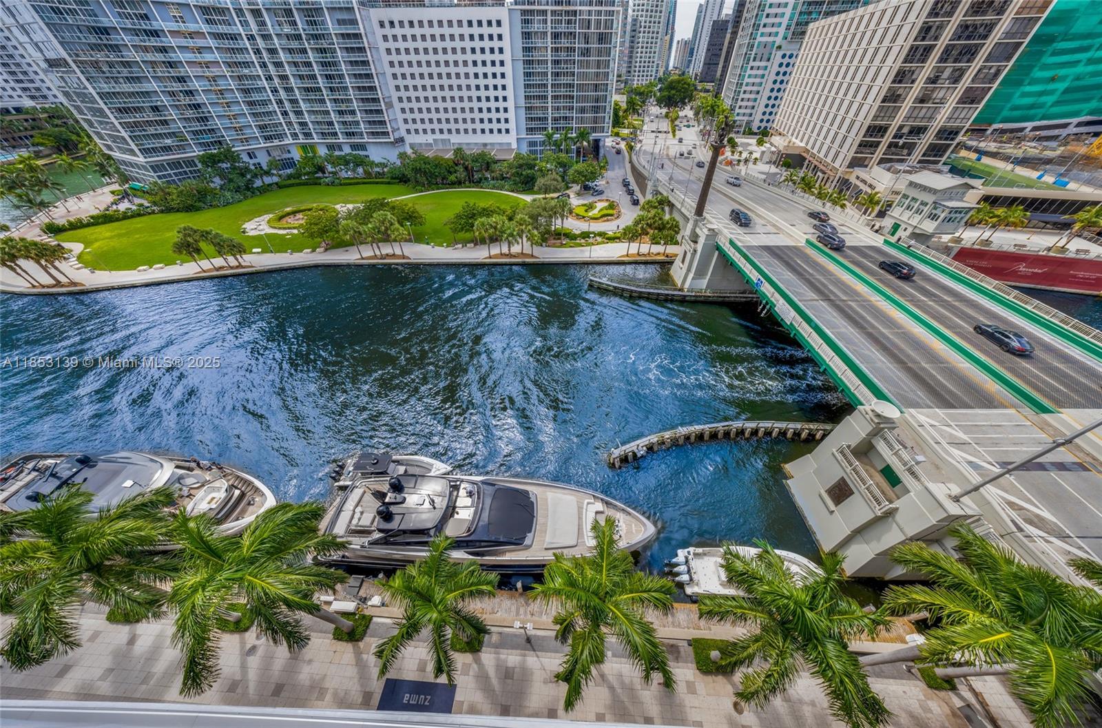 200 Biscayne Boulevard Way 904
