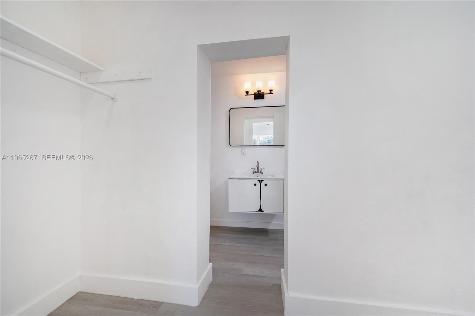 MYRTLE GROVE - Residential