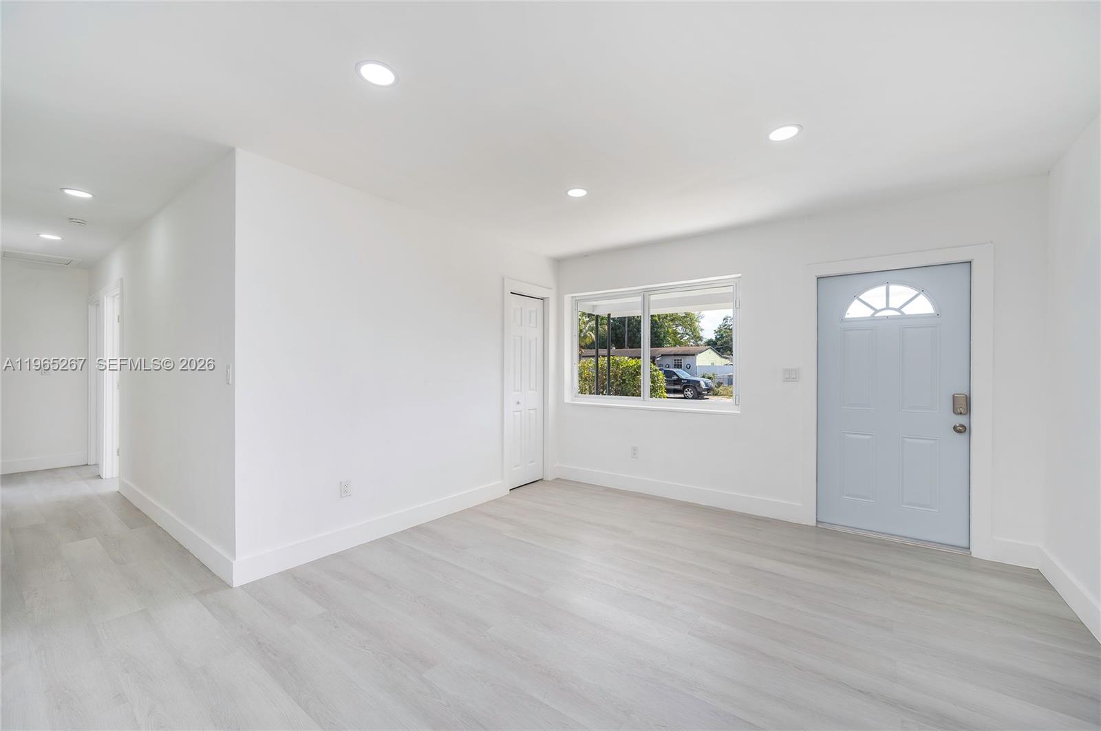 MYRTLE GROVE - Residential