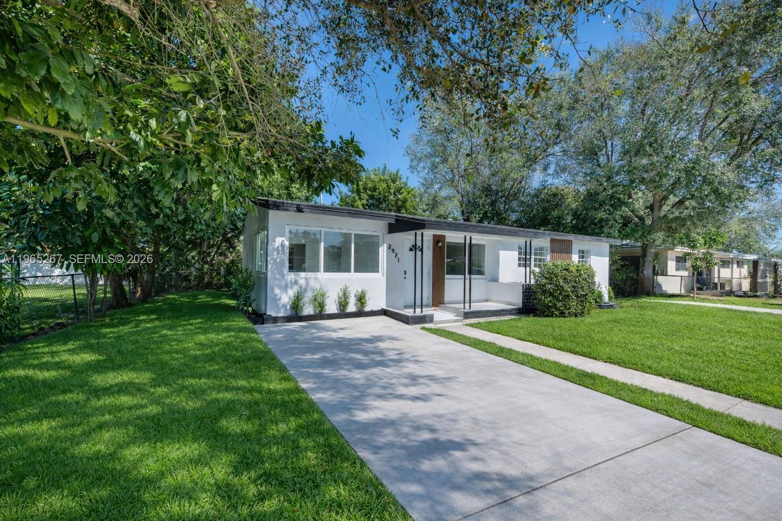 MYRTLE GROVE - Residential