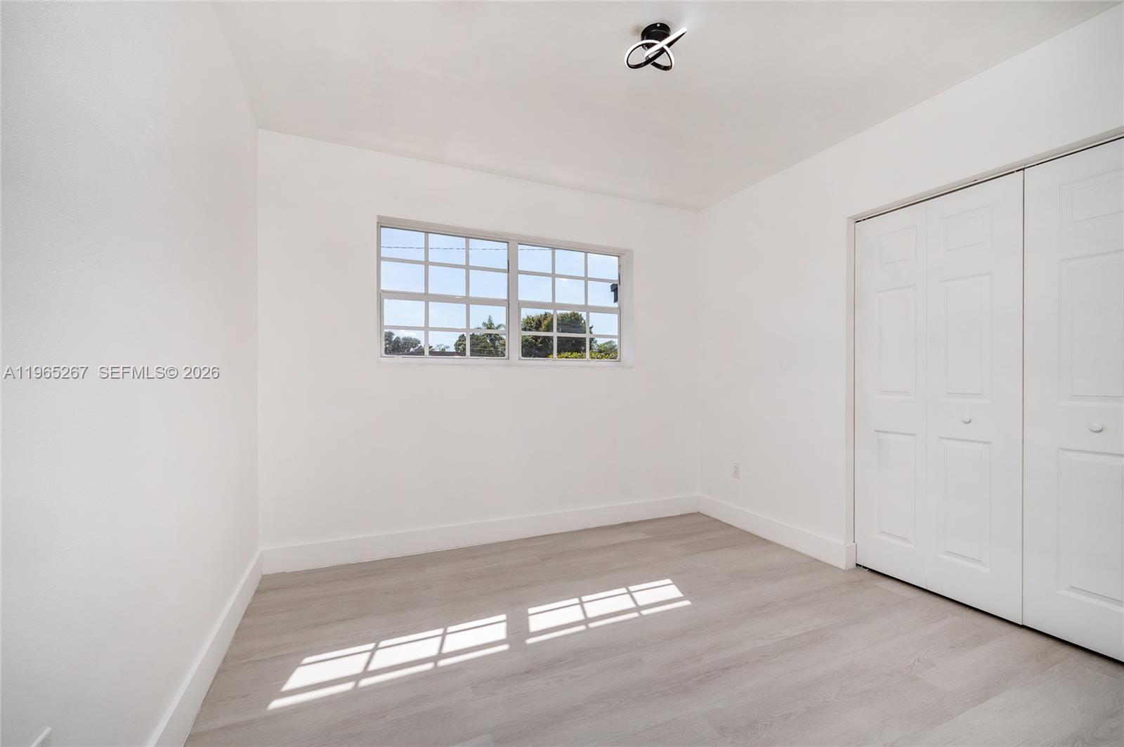 MYRTLE GROVE - Residential