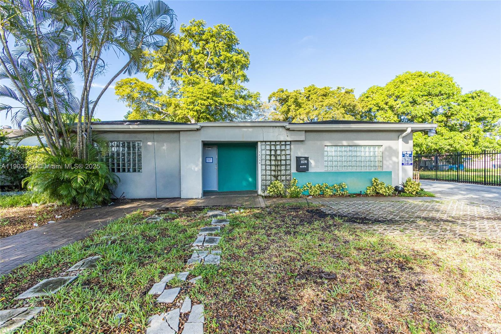16190 NE 11th Ct