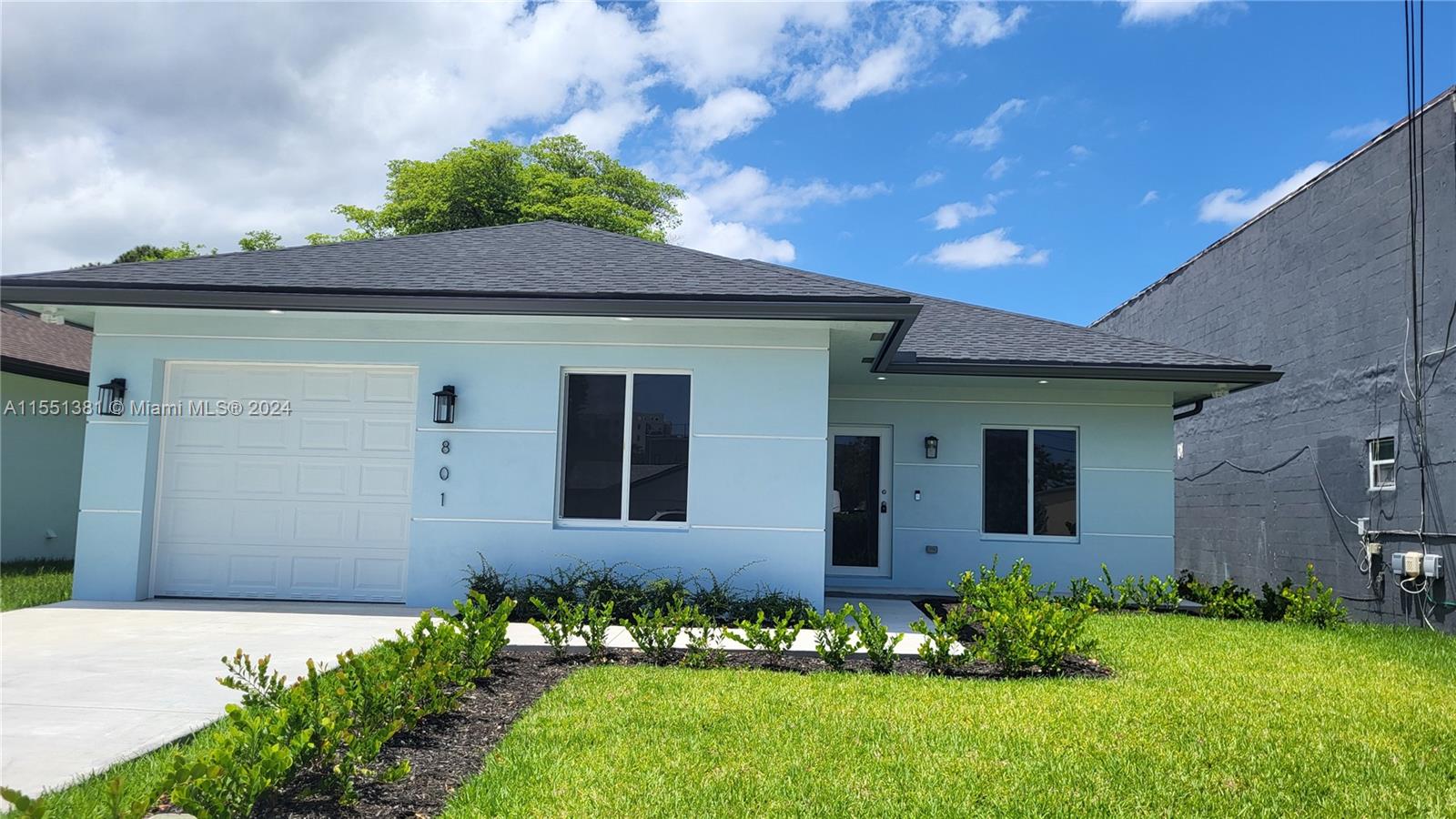 LAFAYETTE HOMESITES - Residential