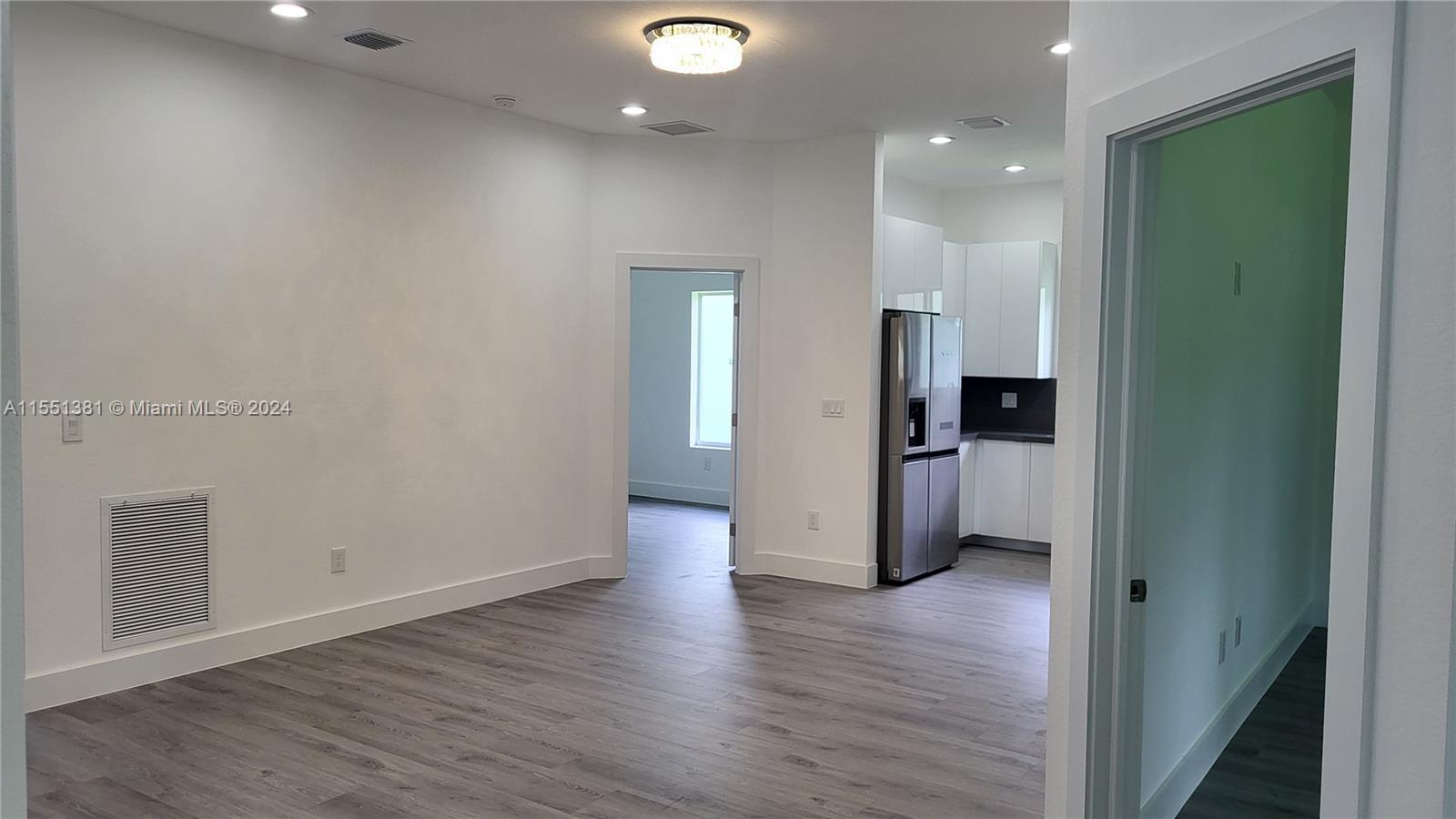 LAFAYETTE HOMESITES - Residential