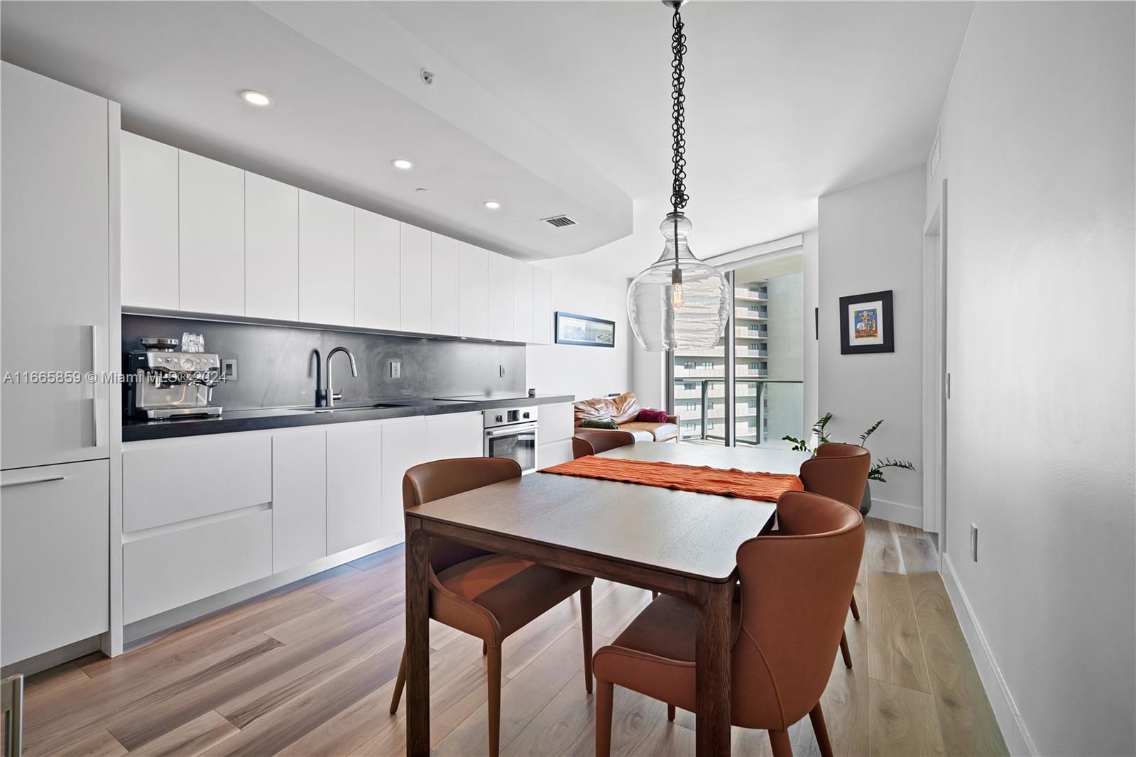 PARAISO BAYVIEWS CONDO - Residential