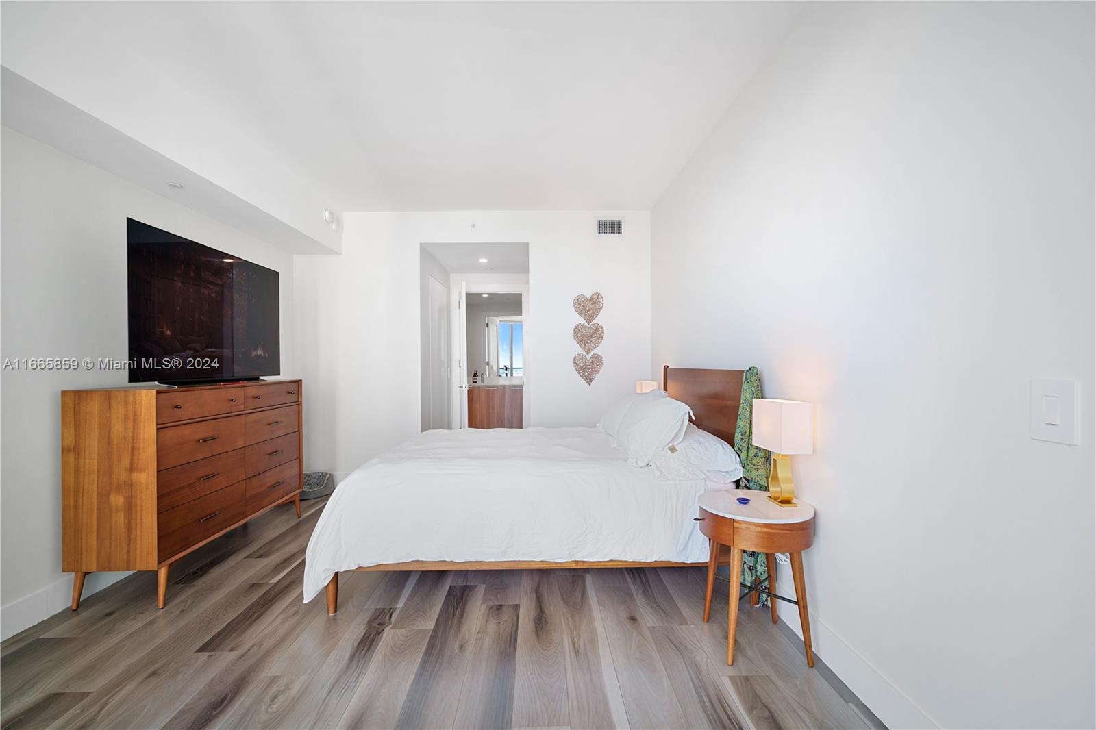 PARAISO BAYVIEWS CONDO - Residential