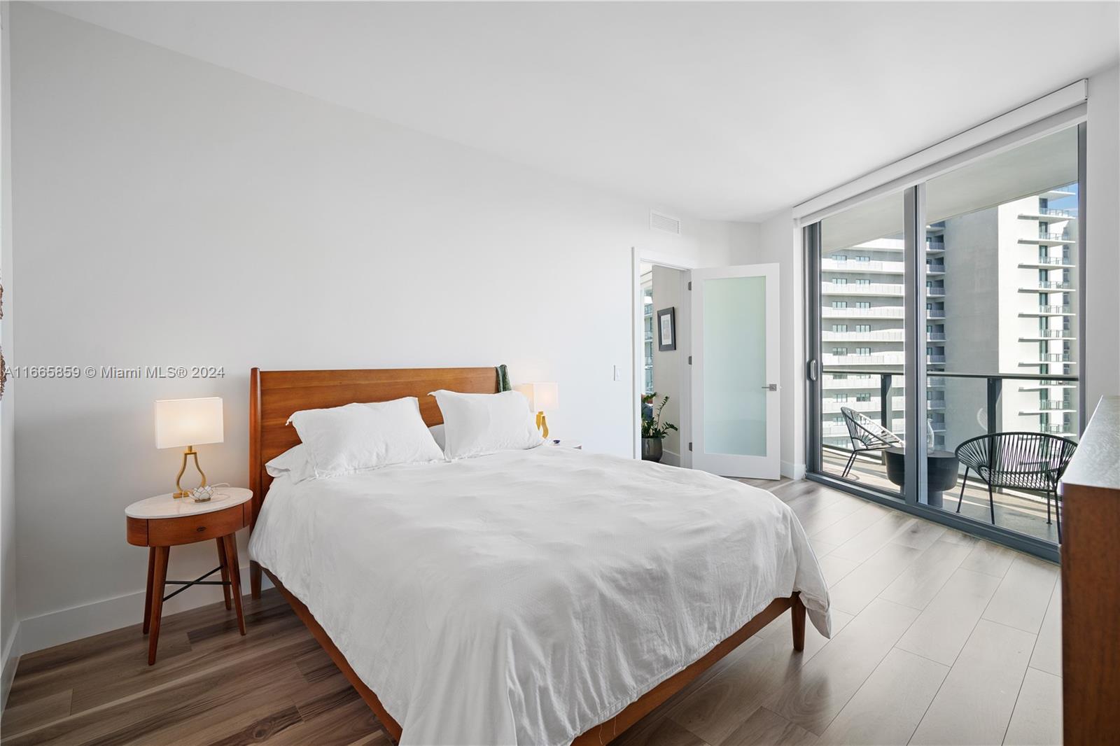 PARAISO BAYVIEWS CONDO - Residential