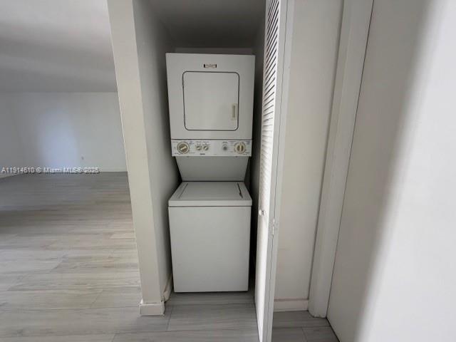 VERABELLA FALLS CONDO - Residential Lease