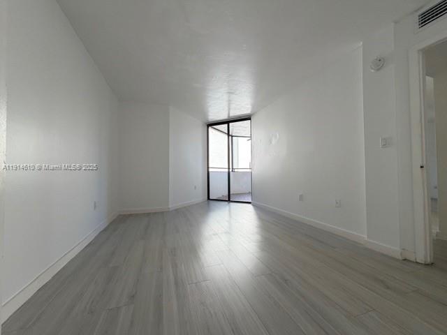 VERABELLA FALLS CONDO - Residential Lease