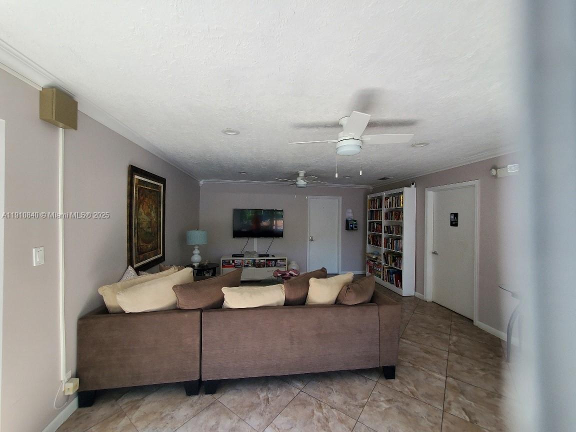 OAKLAND GROVE VILLAGE CON - Residential