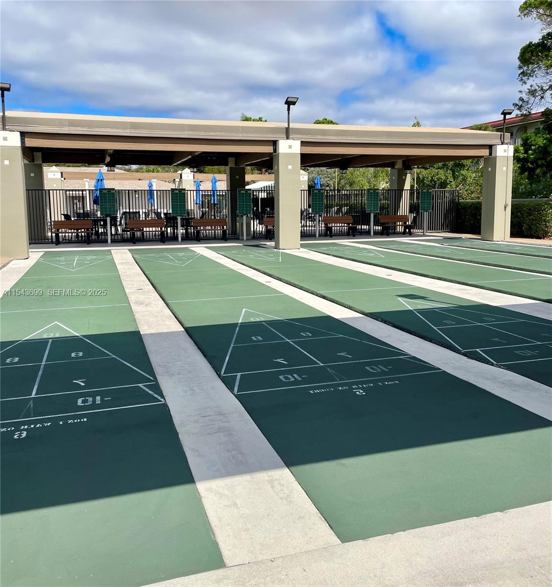 NASSAU VILLAGE WYNMOOR CO - Residential